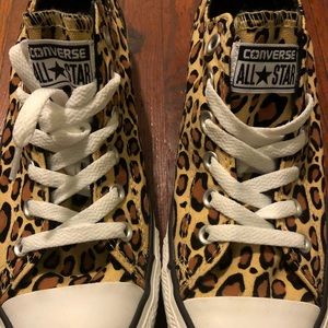 Cute Leopard Print Converse size 9 NWT